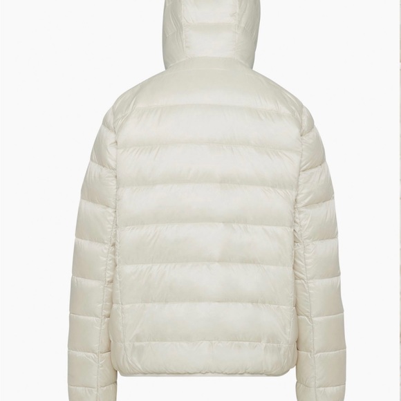 Aritzia TNA The Little Fuzzy Puff in Matte Pearl size XXS - Picture 2 of 8